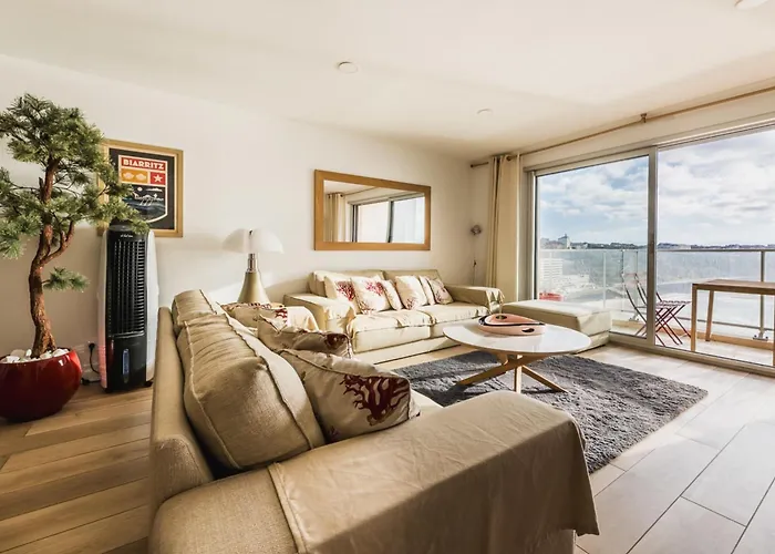 Blue Uhaina Keyweek Sea View Downtown Apartman