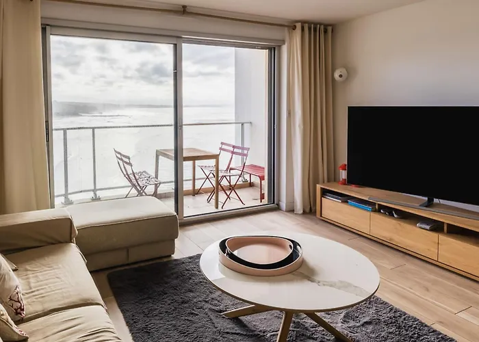 Blue Uhaina Keyweek Sea View Downtown Apartment